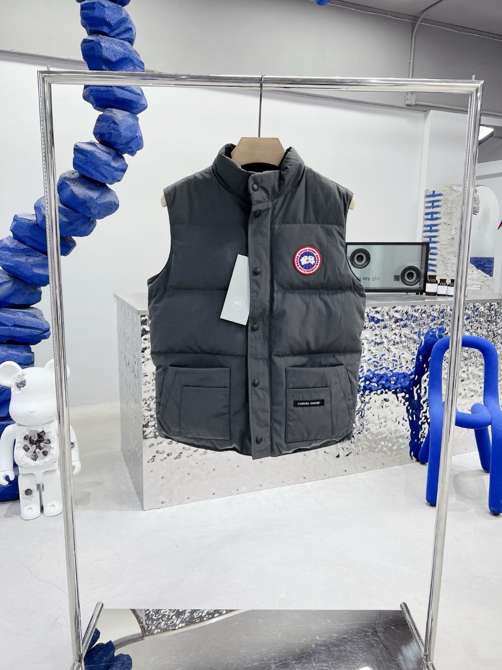 Canada Goose Men's Charcoal Gray Quilted Down Vest🌟
